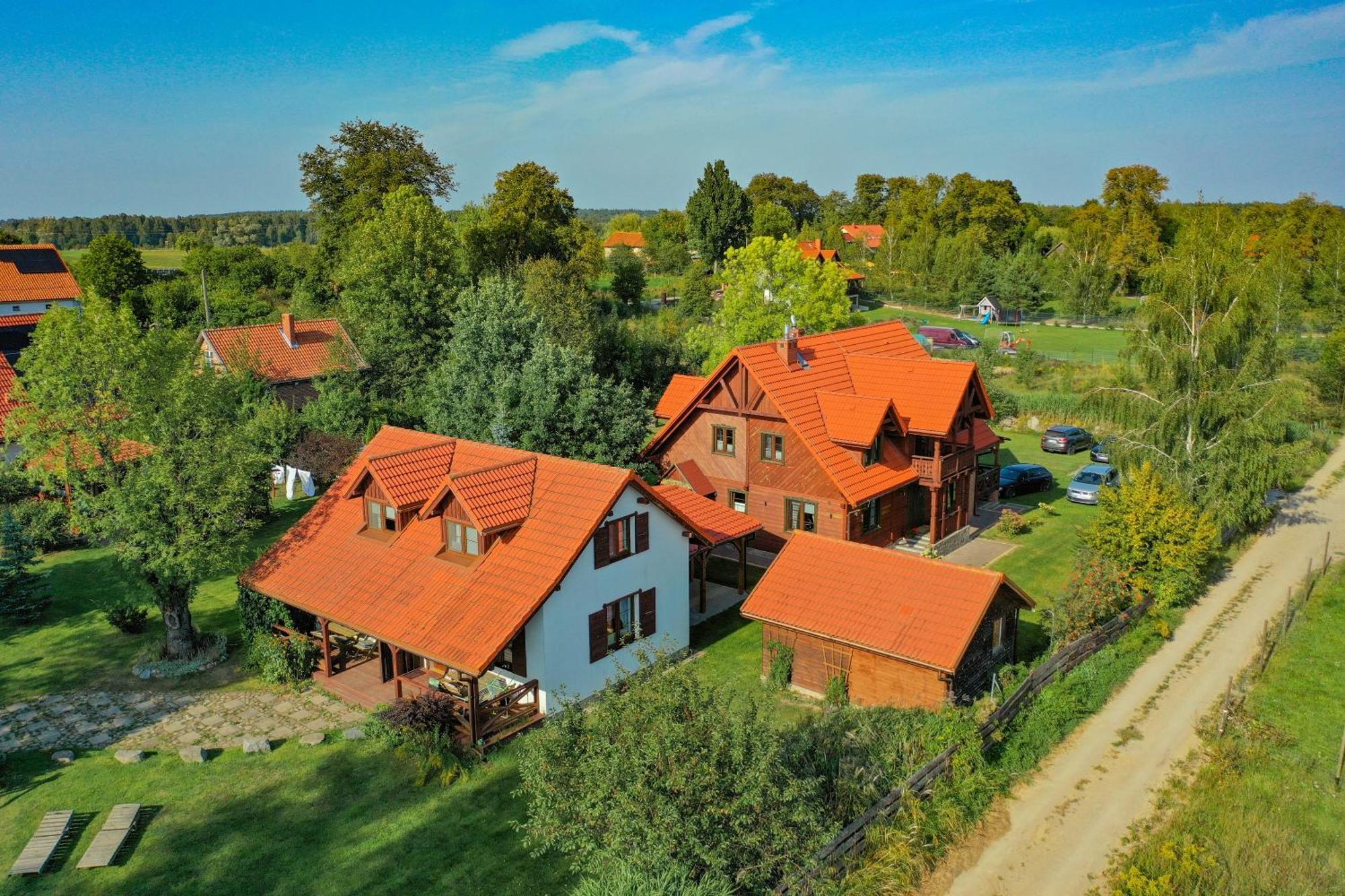 ルチャネ・ニダ Wypoczynek Pod Lipami Bed & Breakfast エクステリア 写真