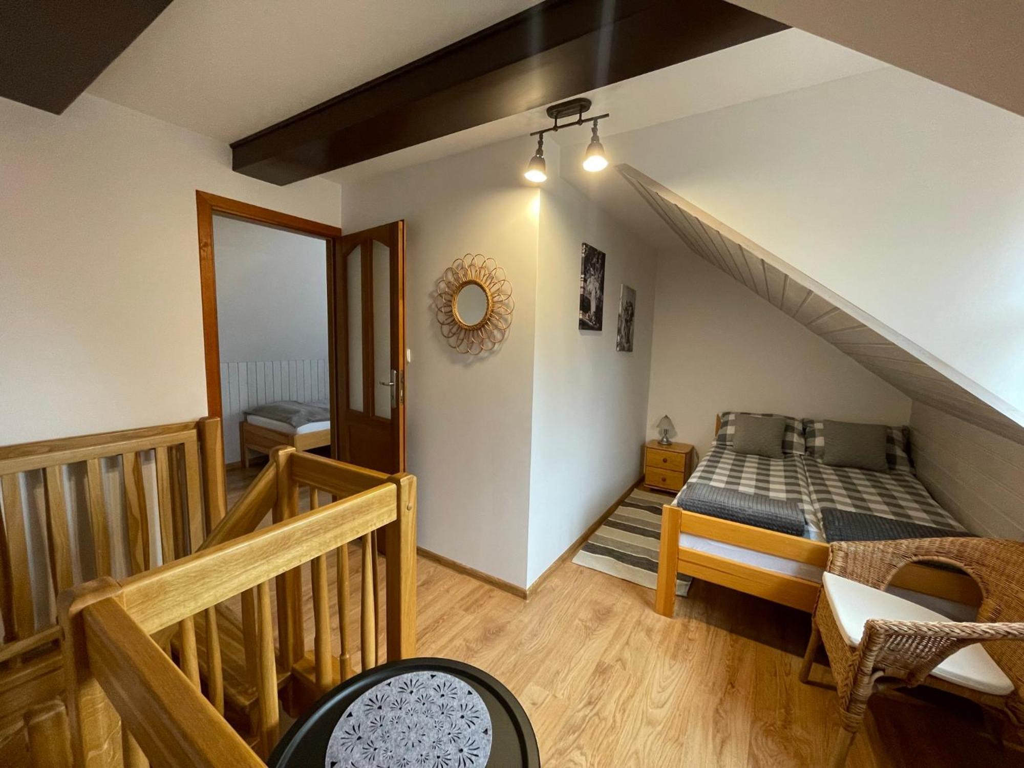ルチャネ・ニダ Wypoczynek Pod Lipami Bed & Breakfast エクステリア 写真