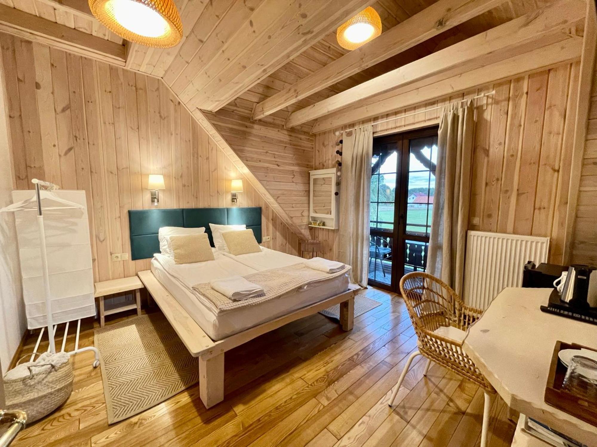 ルチャネ・ニダ Wypoczynek Pod Lipami Bed & Breakfast エクステリア 写真